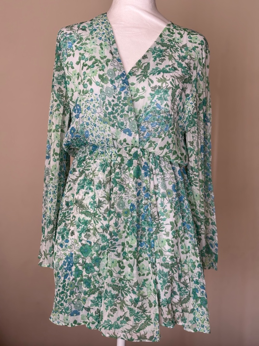 Zara Floral Green V-Neck Long Sleeve Mini Dress